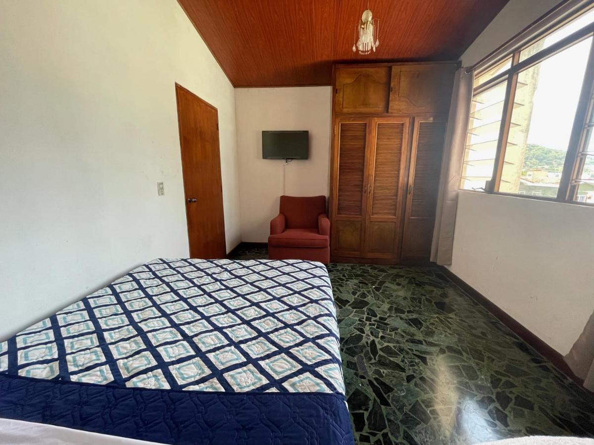 Sarah's Place Apartamento San Salvador